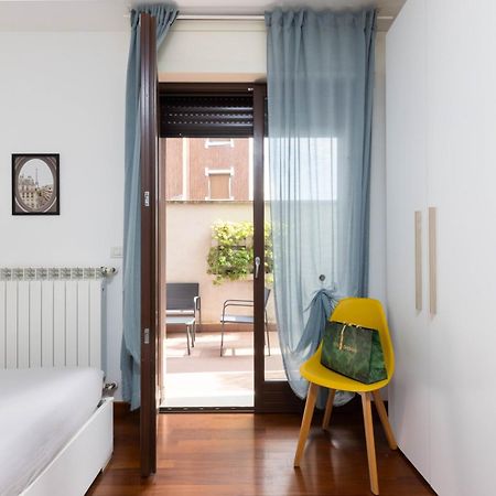 Terrace Milan Con Parcheggio Incluso Apartamento Exterior foto