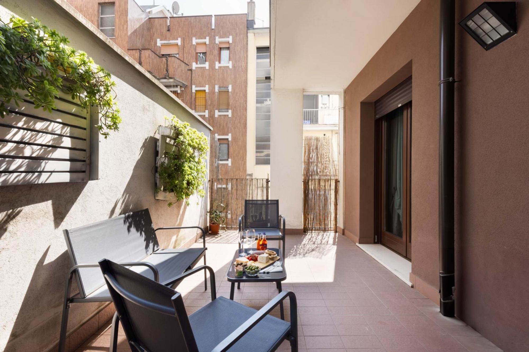 Terrace Milan Con Parcheggio Incluso Apartamento Exterior foto